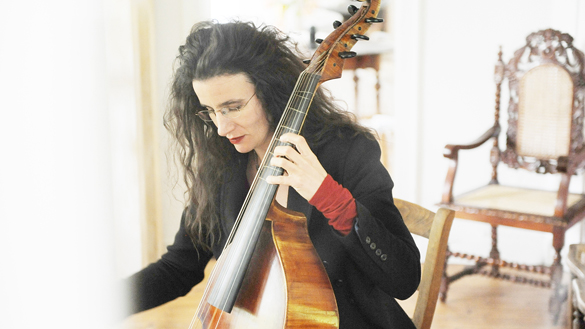 Juliane Laake, Viola da gamba - Foto: Elisa Meyer